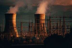 Novinite: Centrala nucleară Kozlodui rămâne operaţională în ciuda nivelului record de scăzut al Dunării